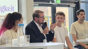 Politik-trifft-Schule-2026-Max-Windmueller-Gymnasium-38