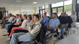 Politik-trifft-Schule-2026-Max-Windmueller-Gymnasium-40