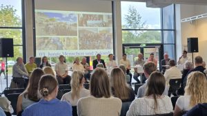 Politik-trifft-Schule-2026-Max-Windmueller-Gymnasium-50